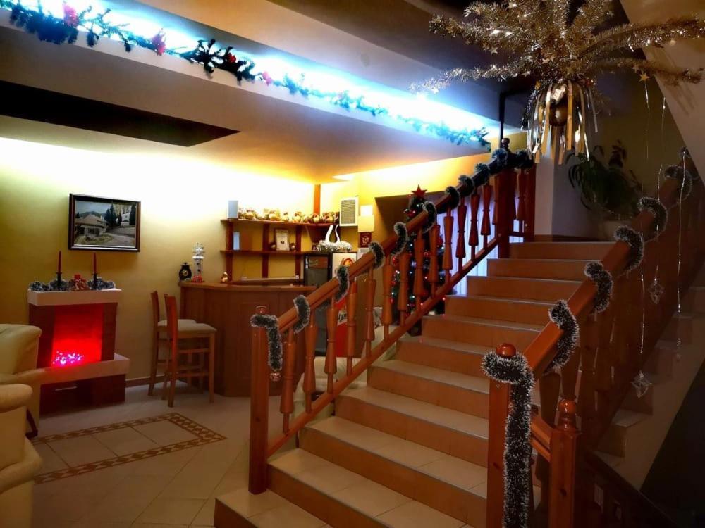 Family Hotel Nadine Bansko Exterior foto